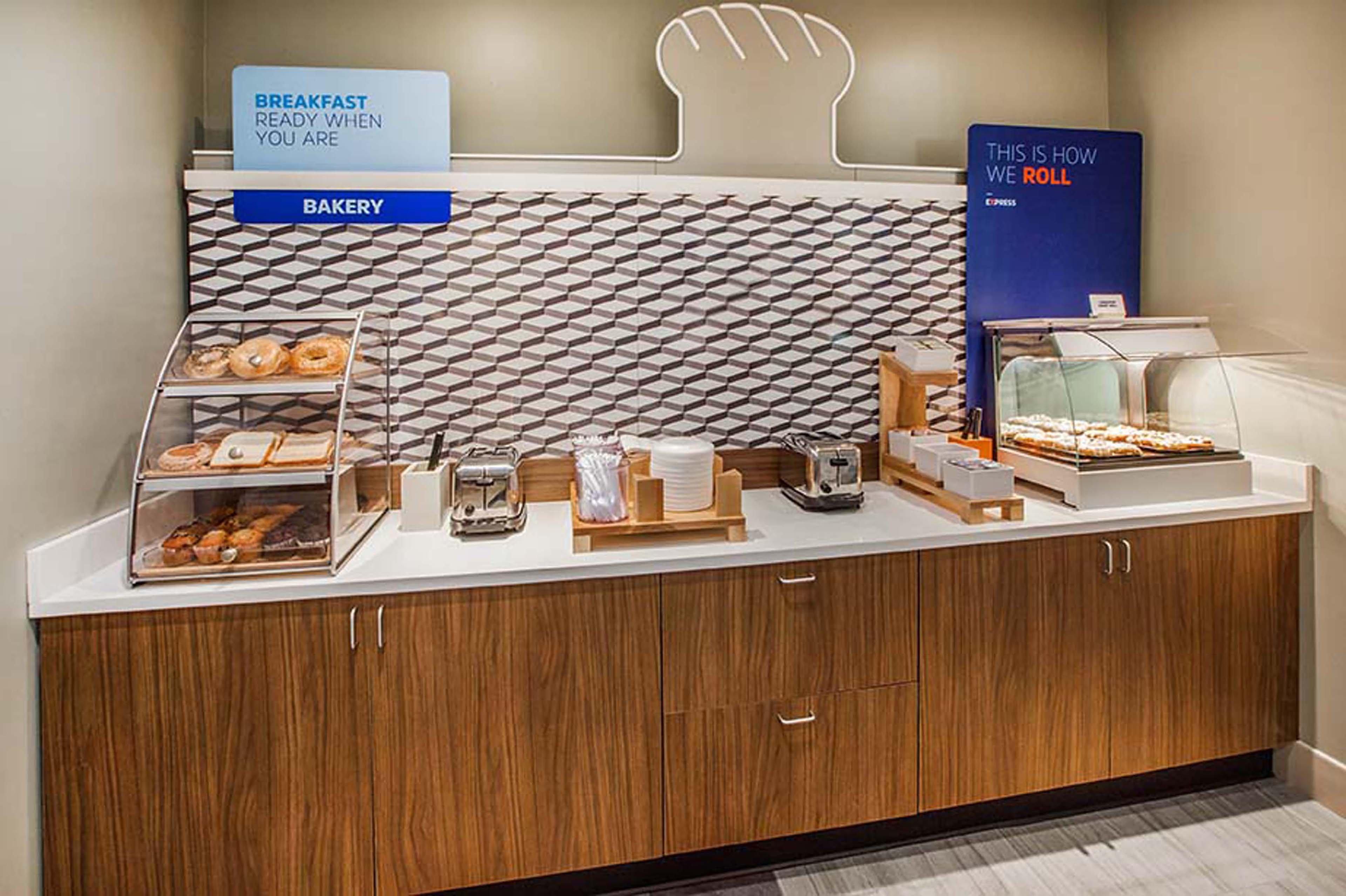 Holiday Inn Express Hotel & Suites Clarksville Eksteriør billede