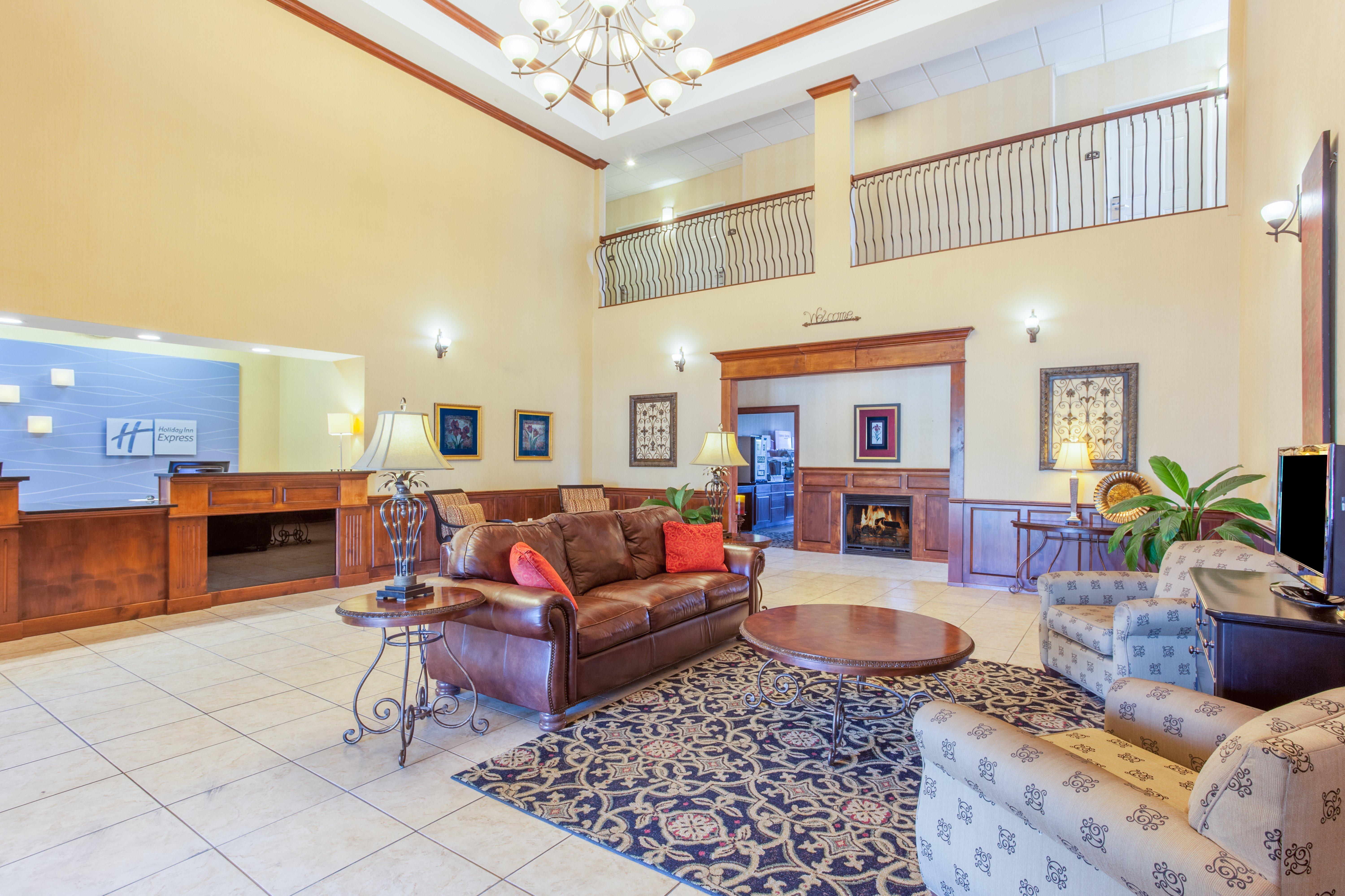 Holiday Inn Express Hotel & Suites Clarksville Eksteriør billede