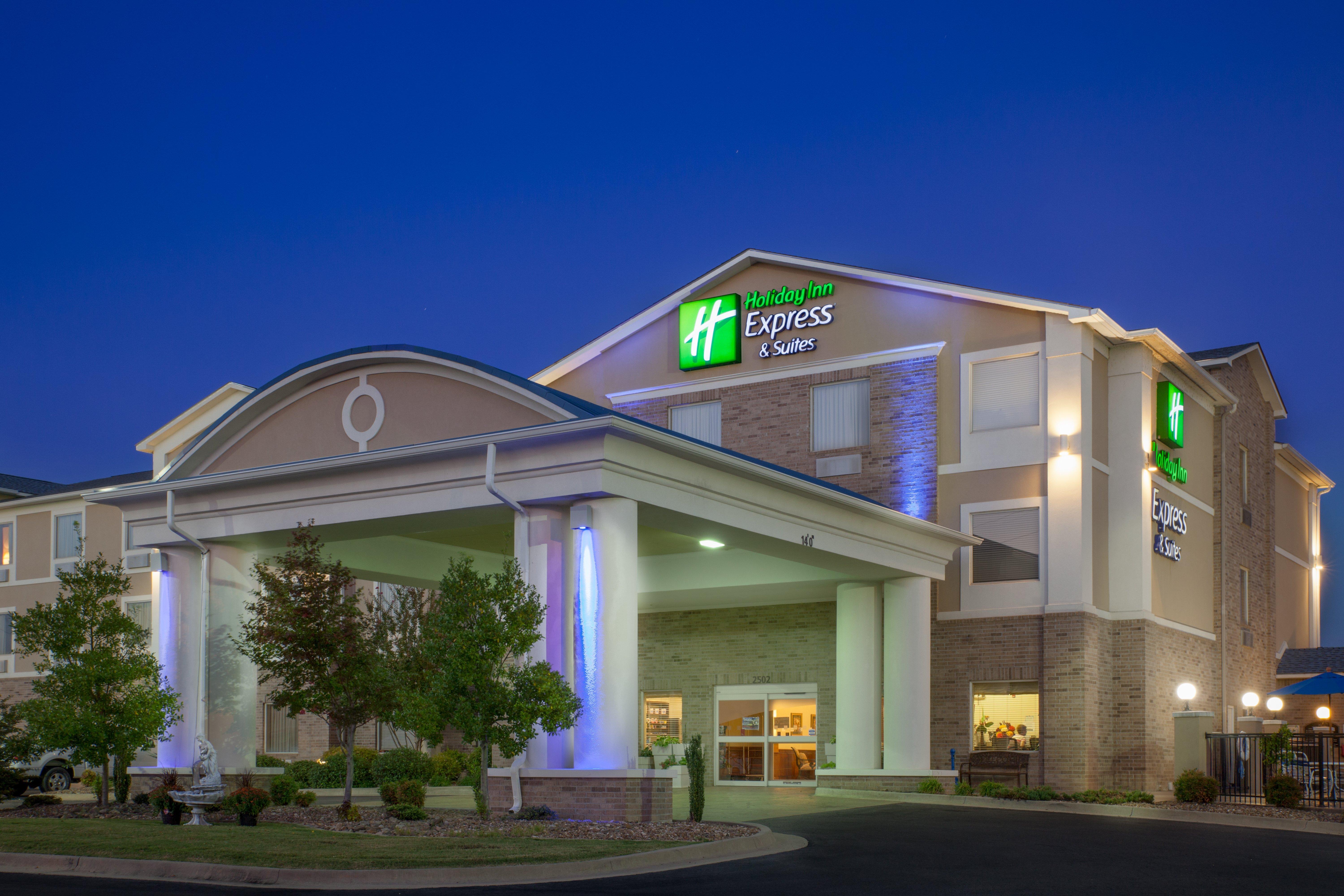 Holiday Inn Express Hotel & Suites Clarksville Eksteriør billede