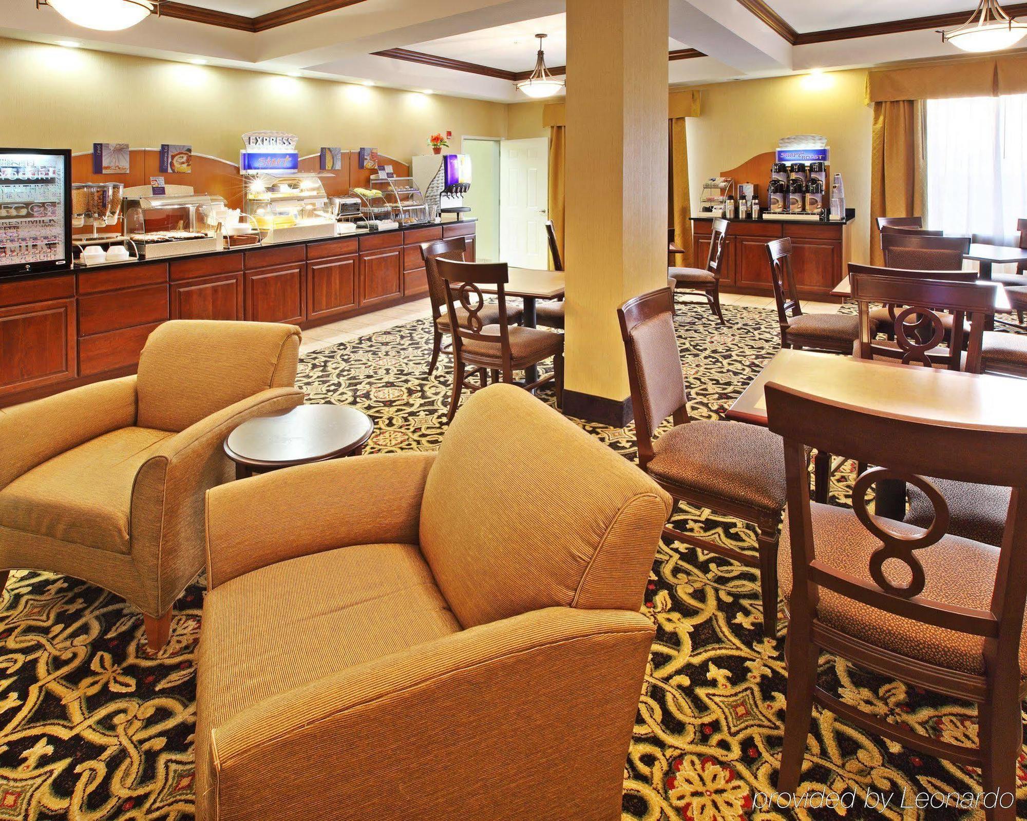 Holiday Inn Express Hotel & Suites Clarksville Eksteriør billede